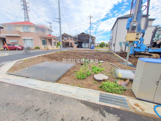 G00377840 埼玉県川口市大字安行小山 新築一戸建て 3990万円 土地面積100.09m² (約30.27坪) 建物面積95.64m² (約28.93坪) 間取り３ＳＬＤＫ 築年月2025年11月【外観5】