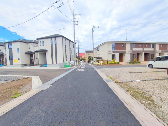 G00377840 埼玉県川口市大字安行小山 新築一戸建て 3990万円 土地面積100.09m² (約30.27坪) 建物面積95.64m² (約28.93坪) 間取り３ＳＬＤＫ 築年月2025年11月【外観6】