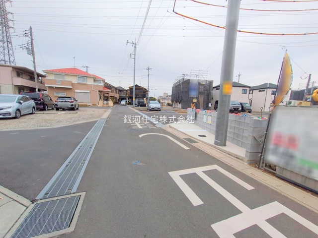 G00377840 埼玉県川口市大字安行小山 新築一戸建て 3990万円 土地面積100.09m² (約30.27坪) 建物面積95.64m² (約28.93坪) 間取り３ＳＬＤＫ 築年月2025年11月【外観17】