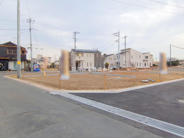 G00377840 埼玉県川口市大字安行小山 新築一戸建て 3990万円 土地面積100.09m² (約30.27坪) 建物面積95.64m² (約28.93坪) 間取り３ＳＬＤＫ 築年月2025年11月【外観18】