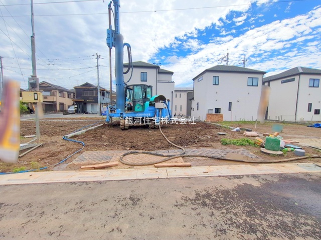 G00377841 埼玉県川口市大字安行小山 新築一戸建て 3890万円 土地面積100.09m² (約30.27坪) 建物面積97.71m² (約29.55坪) 間取り３ＳＬＤＫ 築年月2025年11月【外観14】