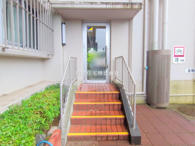 G00377874 神奈川県横浜市港北区大豆戸町 中古マンション 5080万円 専有面積74.16m² (約22.43坪) 間取り３ＬＤＫ 所在階6階 築年月1978年07月(築47年)【外観5】