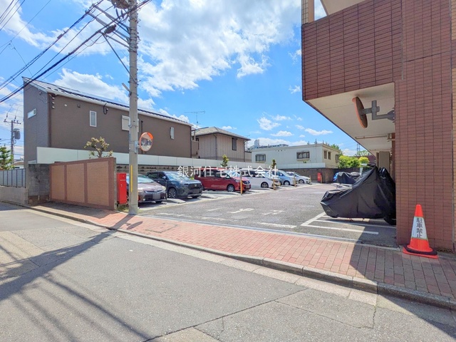 G00377932 東京都三鷹市新川６丁目 中古マンション 5680万円 専有面積75.70m² (約22.89坪) 間取り２ＳＬＤＫ 所在階1階 築年月2002年07月(築23年)【外観13】