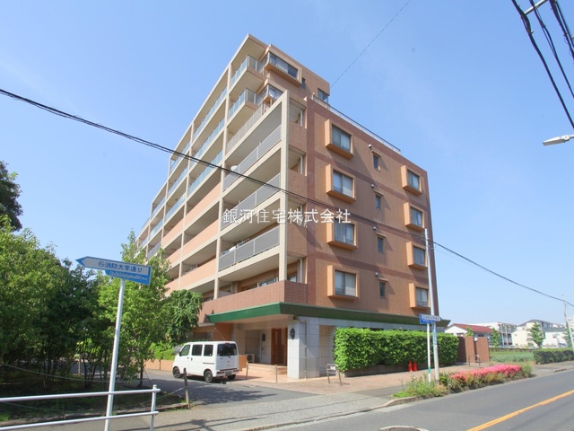 G00377932 東京都三鷹市新川６丁目 中古マンション 5680万円 専有面積75.70m² (約22.89坪) 間取り２ＳＬＤＫ 所在階1階 築年月2002年07月(築23年)【外観15】