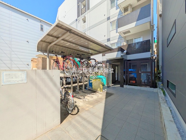 G00377934 東京都府中市本町２丁目 中古マンション 3290万円 専有面積54.50m² (約16.48坪) 間取り２ＬＤＫ 所在階2階 築年月2006年02月(築19年)【外観6】