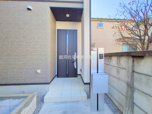 G00377947 東京都練馬区石神井町６丁目 新築一戸建て 6980万円 土地面積88.40m² (約26.74坪) 建物面積75.87m² (約22.95坪) 間取り２ＬＤＫ 築年月2025年11月(築１年以内)【外観16】