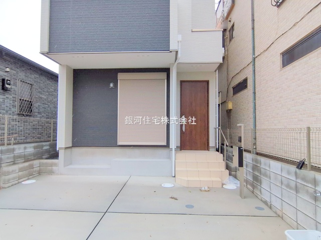 G00378109 千葉県浦安市高洲１丁目 新築一戸建て 6480万円 土地面積99.19m² (約30.00坪) 建物面積96.36m² (約29.14坪) 築年月2025年07月(築１年以内)【外観4】