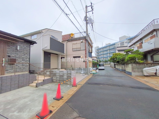 G00378109 千葉県浦安市高洲１丁目 新築一戸建て 6480万円 土地面積99.19m² (約30.00坪) 建物面積96.36m² (約29.14坪) 築年月2025年07月(築１年以内)【外観13】