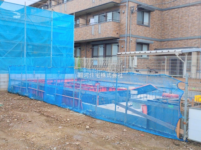 G00378119 千葉県市川市新井３丁目 新築一戸建て 6790万円 土地面積66.11m² (約19.99坪) 建物面積112.85m² (約34.13坪) 間取り３ＳＬＤＫ 築年月2025年08月【外観7】