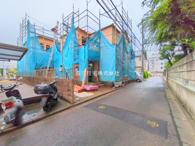 G00378163 東京都八王子市北野町 新築一戸建て 5690万円 土地面積103.59m² (約31.33坪) 建物面積98.12m² (約29.68坪) 間取り４ＬＤＫ 築年月2025年08月【外観3】