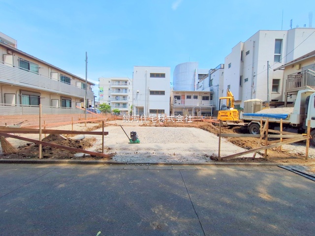 G00378163 東京都八王子市北野町 新築一戸建て 5690万円 土地面積103.59m² (約31.33坪) 建物面積98.12m² (約29.68坪) 間取り４ＬＤＫ 築年月2025年08月【外観8】