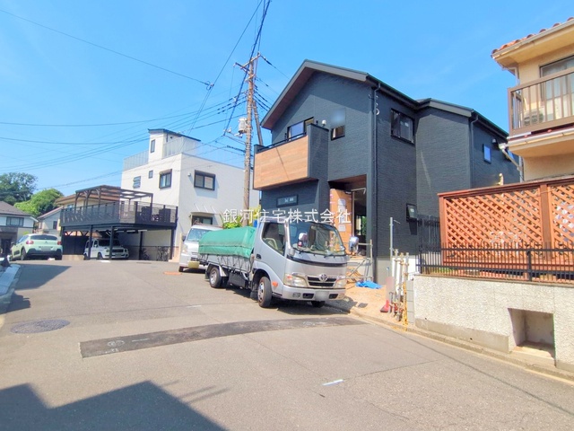 G00378166 神奈川県横浜市青葉区大場町 新築一戸建て 6580万円 土地面積126.80m² (約38.35坪) 建物面積99.57m² (約30.11坪) 間取り４ＬＤＫ 築年月2025年08月【外観9】