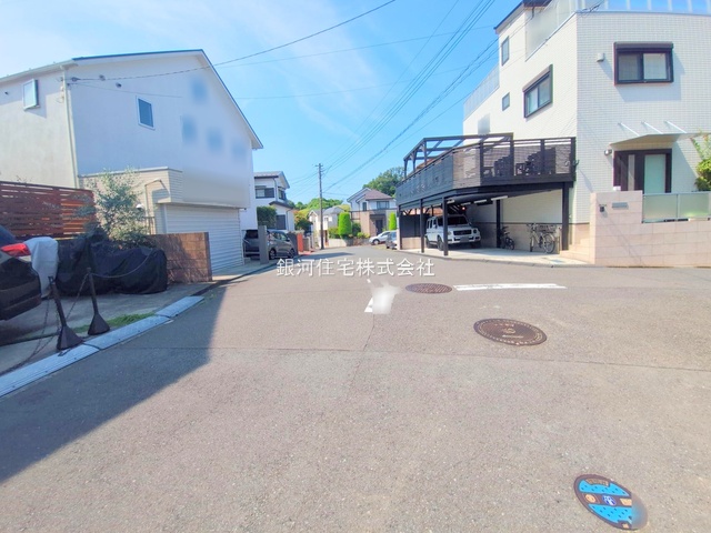 G00378166 神奈川県横浜市青葉区大場町 新築一戸建て 6580万円 土地面積126.80m² (約38.35坪) 建物面積99.57m² (約30.11坪) 間取り４ＬＤＫ 築年月2025年08月【外観11】
