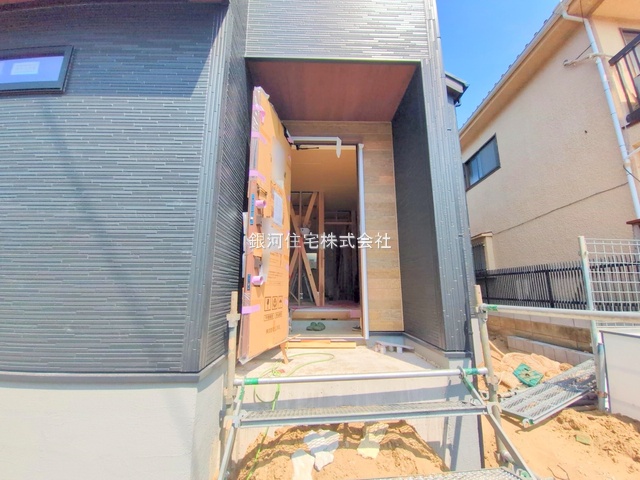 G00378166 神奈川県横浜市青葉区大場町 新築一戸建て 6580万円 土地面積126.80m² (約38.35坪) 建物面積99.57m² (約30.11坪) 間取り４ＬＤＫ 築年月2025年08月【外観12】