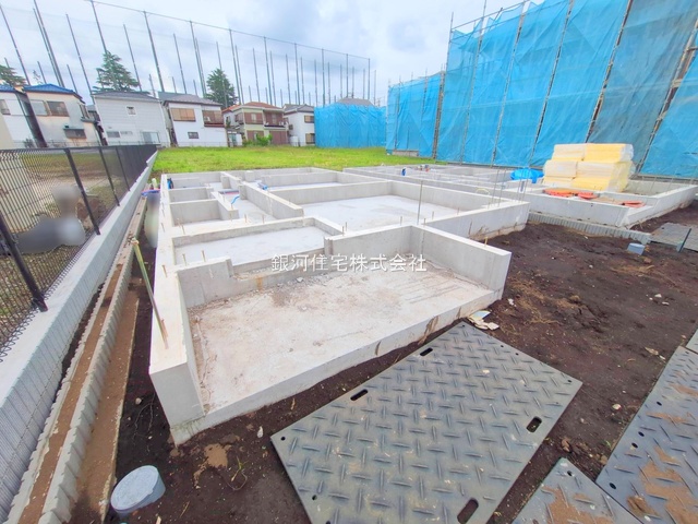 G00378190 神奈川県綾瀬市蓼川３丁目 新築一戸建て 4350万円 土地面積112.59m² (約34.05坪) 建物面積100.19m² (約30.30坪) 間取り３ＬＤＫ 築年月2025年09月【外観13】