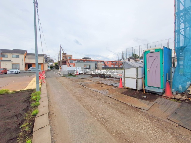 G00378190 神奈川県綾瀬市蓼川３丁目 新築一戸建て 4350万円 土地面積112.59m² (約34.05坪) 建物面積100.19m² (約30.30坪) 間取り３ＬＤＫ 築年月2025年09月【外観15】
