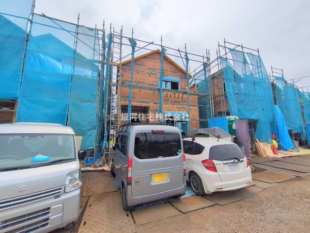 G00378191 神奈川県綾瀬市蓼川３丁目 新築一戸建て 4450万円 土地面積112.59m² (約34.05坪) 建物面積100.19m² (約30.30坪) 間取り３ＳＬＤＫ 築年月2025年09月【外観8】