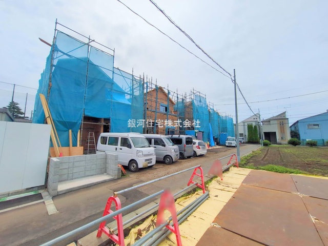 G00378191 神奈川県綾瀬市蓼川３丁目 新築一戸建て 4450万円 土地面積112.59m² (約34.05坪) 建物面積100.19m² (約30.30坪) 間取り３ＳＬＤＫ 築年月2025年09月【外観9】