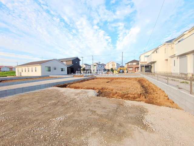 G00378208 埼玉県さいたま市岩槻区大字岩槻 新築一戸建て 3380万円 土地面積135.00m² (約40.83坪) 建物面積99.36m² (約30.05坪) 間取り３ＬＤＫ 築年月2025年09月【外観7】