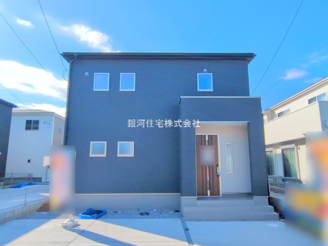 G00378208 埼玉県さいたま市岩槻区大字岩槻 新築一戸建て 3180万円 土地面積135.00m² (約40.83坪) 建物面積99.36m² (約30.05坪) 間取り３ＬＤＫ 築年月2025年10月(築１年以内)【外観12】