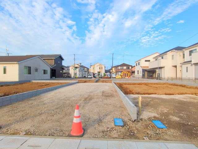 G00378209 埼玉県さいたま市岩槻区大字岩槻 新築一戸建て 2980万円 土地面積146.00m² (約44.16坪) 建物面積100.60m² (約30.43坪) 間取り３ＬＤＫ 築年月2025年09月【外観5】