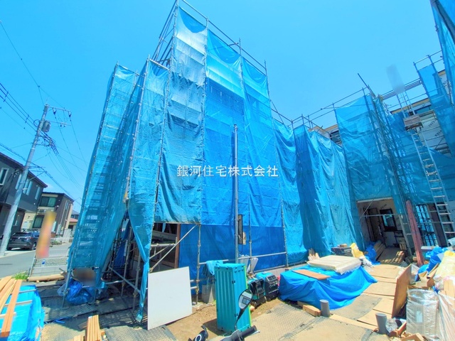 G00378214 神奈川県海老名市上郷３丁目 新築一戸建て 6098万円 土地面積99.53m² (約30.10坪) 建物面積107.49m² (約32.51坪) 間取り３ＳＬＤＫ 築年月2025年08月【外観12】