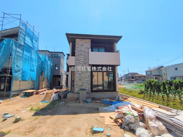 G00378217 神奈川県海老名市上郷３丁目 新築一戸建て 6198万円 土地面積119.62m² (約36.18坪) 建物面積105.55m² (約31.92坪) 間取り４ＬＤＫ 築年月2025年08月【外観11】