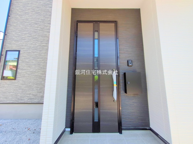 G00378221 神奈川県藤沢市西富２丁目 新築一戸建て 6098万円 土地面積139.09m² (約42.07坪) 建物面積105.16m² (約31.81坪) 間取り４ＬＤＫ 築年月2025年07月(築１年以内)【外観18】