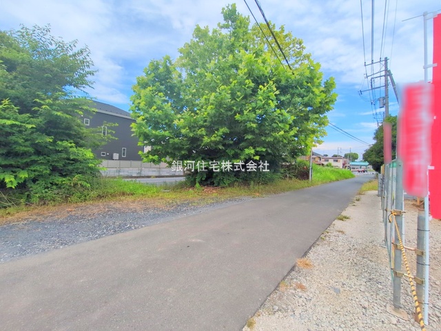 G00378226 埼玉県久喜市菖蒲町菖蒲 新築一戸建て 2580万円 土地面積184.86m² (約55.92坪) 建物面積103.50m² (約31.30坪) 間取り３ＬＤＫ 築年月2025年09月【外観11】