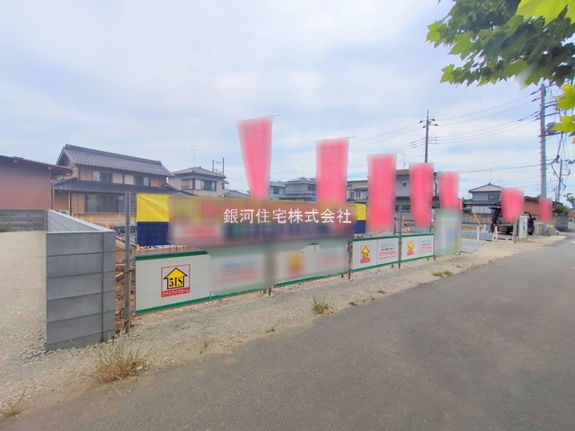 G00378226 埼玉県久喜市菖蒲町菖蒲 新築一戸建て 2580万円 土地面積184.86m² (約55.92坪) 建物面積103.50m² (約31.30坪) 間取り３ＬＤＫ 築年月2025年09月【外観12】