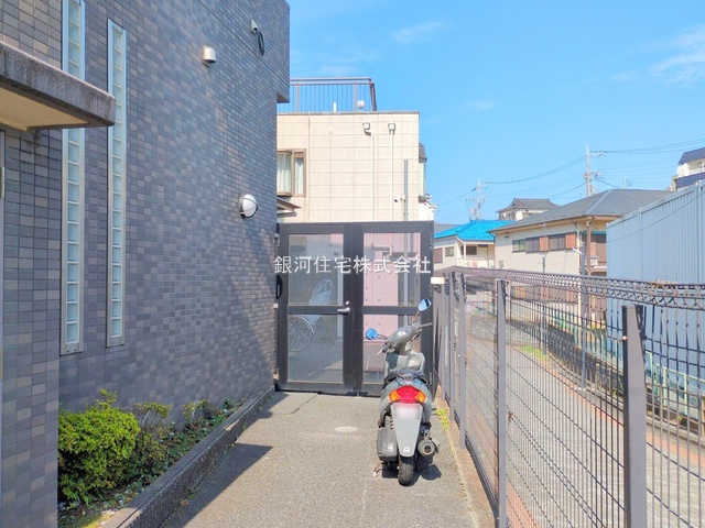 G00378234 東京都板橋区赤塚１丁目 中古マンション 4780万円 専有面積58.76m² (約17.77坪) 間取り２ＳＬＤＫ 所在階4階 築年月2000年05月(築25年)【外観8】
