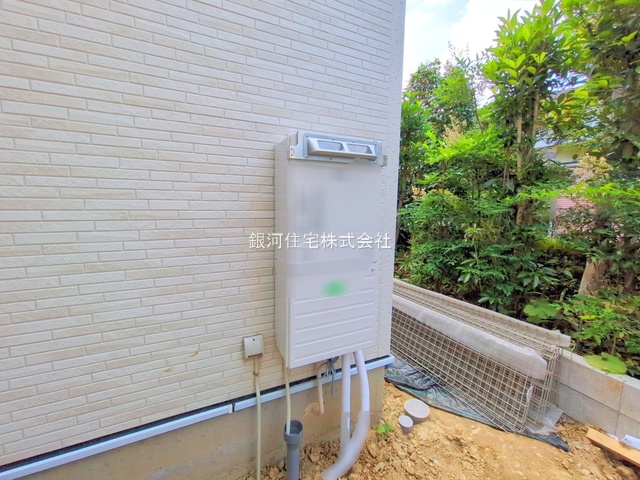 G00378238 東京都日野市西平山２丁目 新築一戸建て 3890万円 土地面積98.01m² (約29.64坪) 建物面積77.76m² (約23.52坪) 間取り３ＬＤＫ 築年月2025年07月(築１年以内)【外観12】
