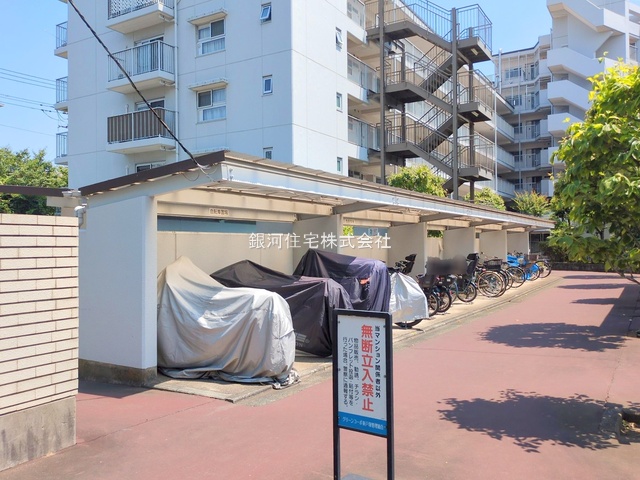 G00378240 神奈川県横浜市戸塚区前田町 中古マンション 3599万円 専有面積87.90m² (約26.58坪) 間取り３ＬＤＫ 所在階1階 築年月1982年10月(築42年)【外観13】