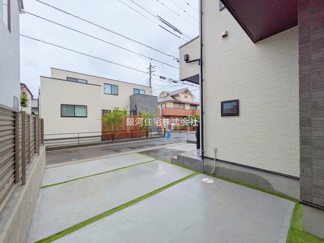 G00378251 東京都武蔵野市吉祥寺北町５丁目 新築一戸建て 9390万円 土地面積120.00m² (約36.29坪) 建物面積94.60m² (約28.61坪) 間取り４ＬＤＫ 築年月2025年05月(築１年以内)【外観16】