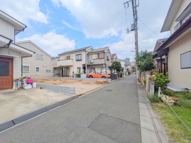 G00378256 東京都練馬区三原台２丁目 新築一戸建て 7590万円 土地面積114.67m² (約34.68坪) 建物面積100.61m² (約30.43坪) 間取り３ＬＤＫ 築年月2025年10月【外観6】
