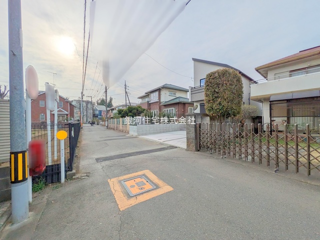 G00378257 東京都国分寺市高木町３丁目 新築一戸建て 4790万円 土地面積109.56m² (約33.14坪) 建物面積86.94m² (約26.29坪) 間取り２ＳＬＤＫ 築年月2025年03月(築１年以内)【外観5】