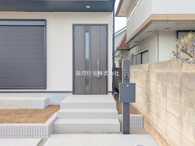 G00378257 東京都国分寺市高木町３丁目 新築一戸建て 4790万円 土地面積109.56m² (約33.14坪) 建物面積86.94m² (約26.29坪) 間取り２ＳＬＤＫ 築年月2025年03月(築１年以内)【外観6】