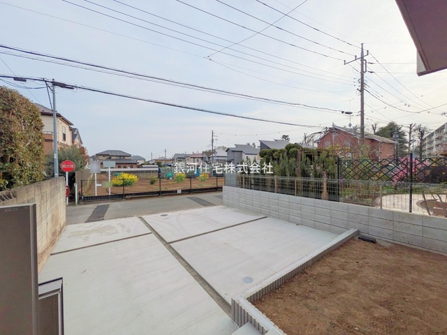 G00378257 東京都国分寺市高木町３丁目 新築一戸建て 4790万円 土地面積109.56m² (約33.14坪) 建物面積86.94m² (約26.29坪) 間取り２ＳＬＤＫ 築年月2025年03月(築１年以内)【外観12】