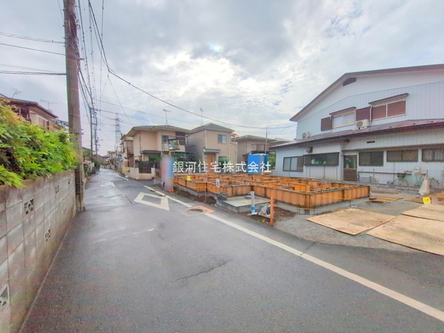 G00378262 埼玉県狭山市大字北入曽 新築一戸建て 3390万円 土地面積130.38m² (約39.43坪) 建物面積96.87m² (約29.30坪) 間取り４ＬＤＫ 築年月2025年09月【外観6】