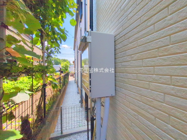G00378266 東京都国分寺市新町１丁目 新築一戸建て 4790万円 土地面積120.01m² (約36.30坪) 建物面積92.33m² (約27.92坪) 間取り４ＬＤＫ 築年月2025年05月(築１年以内)【外観17】