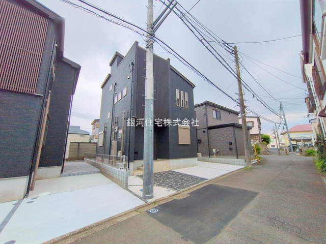 G00378275 東京都府中市西府町５丁目 新築一戸建て 6380万円 土地面積117.93m² (約35.67坪) 建物面積95.50m² (約28.88坪) 間取り４ＬＤＫ 築年月2025年02月(築１年以内)【外観2】