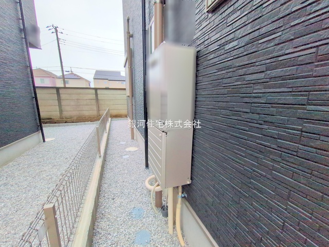 G00378275 東京都府中市西府町５丁目 新築一戸建て 6380万円 土地面積117.93m² (約35.67坪) 建物面積95.50m² (約28.88坪) 間取り４ＬＤＫ 築年月2025年02月(築１年以内)【外観15】