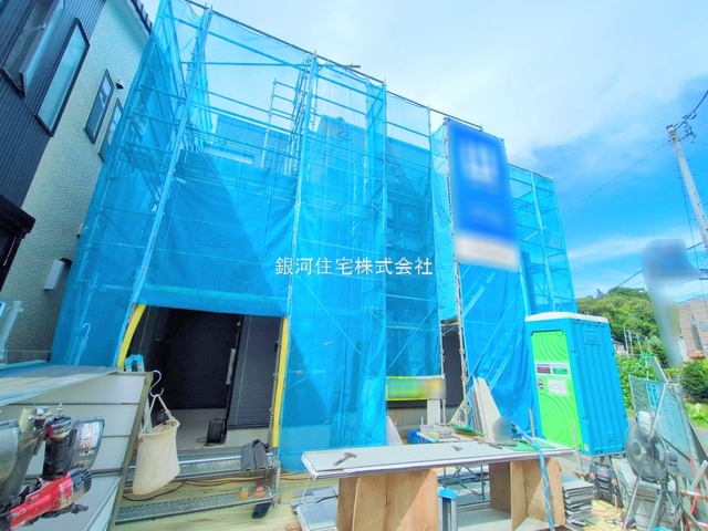 G00378308 埼玉県さいたま市見沼区大字蓮沼 新築一戸建て 3780万円 土地面積127.13m² (約38.45坪) 建物面積104.74m² (約31.68坪) 間取り３ＳＬＤＫ 築年月2025年09月【外観2】
