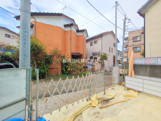 G00378308 埼玉県さいたま市見沼区大字蓮沼 新築一戸建て 3780万円 土地面積127.13m² (約38.45坪) 建物面積104.74m² (約31.68坪) 間取り３ＳＬＤＫ 築年月2025年09月【外観8】