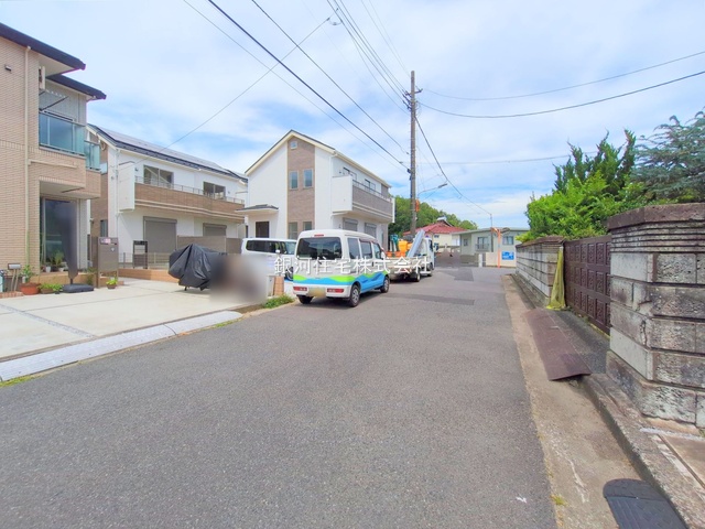 G00378332 東京都日野市南平１丁目 新築一戸建て 4580万円 土地面積119.84m² (約36.25坪) 建物面積93.96m² (約28.42坪) 間取り４ＬＤＫ 築年月2025年06月(築１年以内)【外観3】
