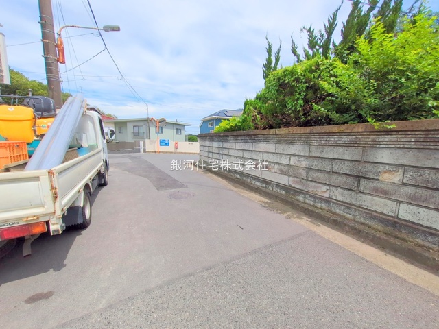 G00378332 東京都日野市南平１丁目 新築一戸建て 4580万円 土地面積119.84m² (約36.25坪) 建物面積93.96m² (約28.42坪) 間取り４ＬＤＫ 築年月2025年06月(築１年以内)【外観16】
