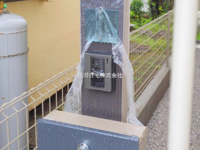 G00378349 神奈川県相模原市南区双葉２丁目 新築一戸建て 3690万円 土地面積94.67m² (約28.63坪) 建物面積90.98m² (約27.52坪) 間取り４ＬＤＫ 築年月2025年06月(築１年以内)【外観8】