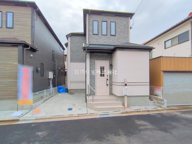 G00378501 千葉県千葉市美浜区磯辺１丁目 新築一戸建て 4190万円 土地面積100.24m² (約30.32坪) 建物面積95.64m² (約28.93坪) 間取り４ＬＤＫ 築年月2025年10月(築１年以内)【外観2】