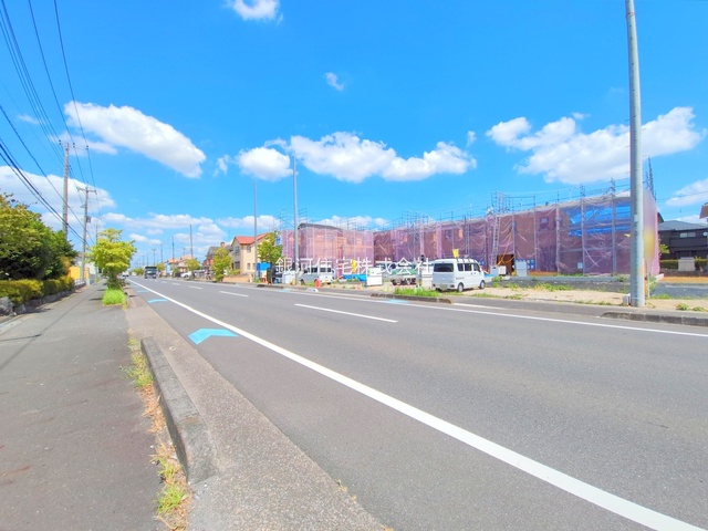 G00378633 埼玉県さいたま市岩槻区大字岩槻 新築一戸建て 3280万円 土地面積127.00m² (約38.41坪) 建物面積100.19m² (約30.30坪) 間取り４ＬＤＫ 築年月2025年09月【外観6】
