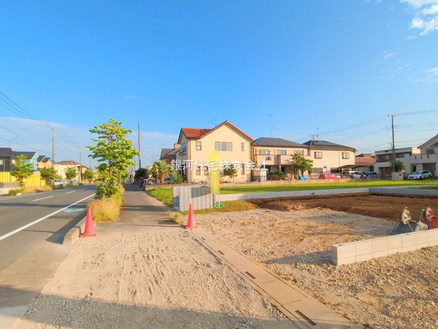 G00378633 埼玉県さいたま市岩槻区大字岩槻 新築一戸建て 3280万円 土地面積127.00m² (約38.41坪) 建物面積100.19m² (約30.30坪) 間取り４ＬＤＫ 築年月2025年09月【外観12】